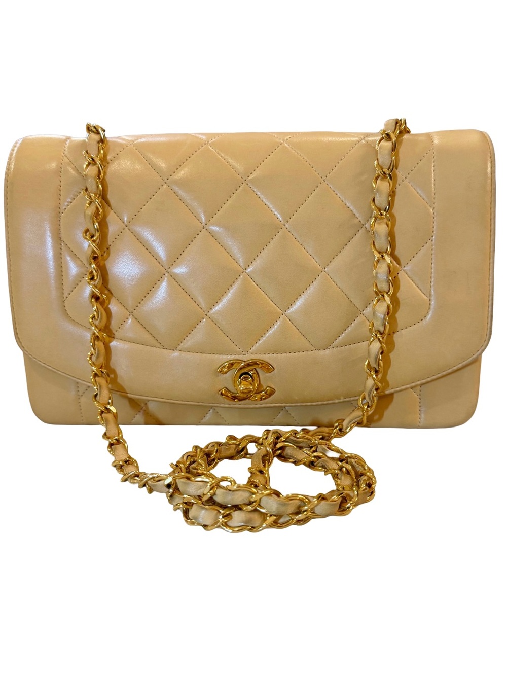 Authentic Vintage CHANEL Beige Quilted Lambskin Medium Diana Flap Bag GHW